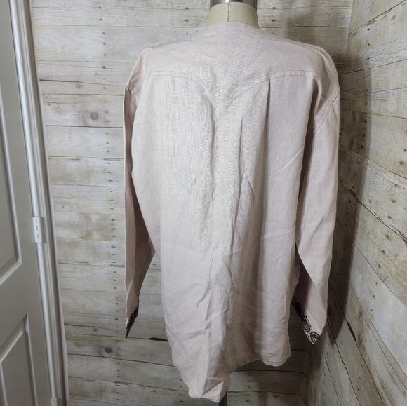 Cream with gold thread long sleeve top - Picture 5 of 6